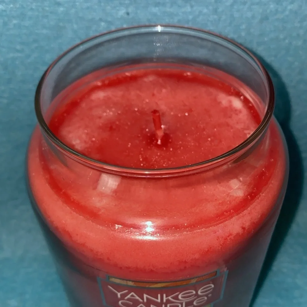 YANKEE Strawberry Lemon Ice 22 oz. CANDLE RARE SCENT